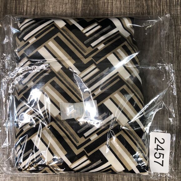 Cocomo Pintuck Top Womens PL V Neck Popover Knit 3/4 Roll Tab SLV Zig-Zag Print - Picture 11 of 11